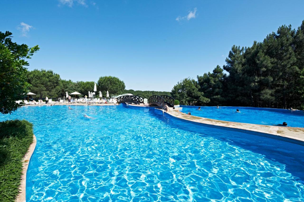 Kemer Country Hotel Istanbul Zekeriyaköy Exteriör bild